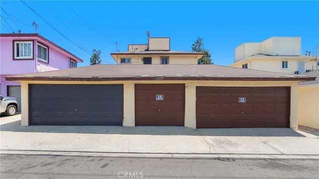 $1,200,000 | 10607 Crenshaw Boulevard, Inglewood, CA 90303