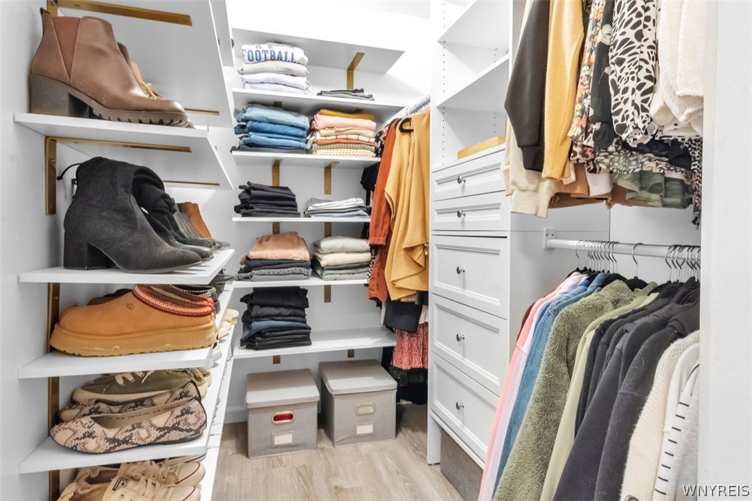 2932 Krueger Road Wheatfield, NY 14120 - Photo 12 of 26