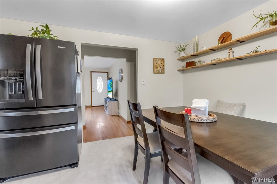 2932 Krueger Road Wheatfield, NY 14120 - Photo 5 of 26