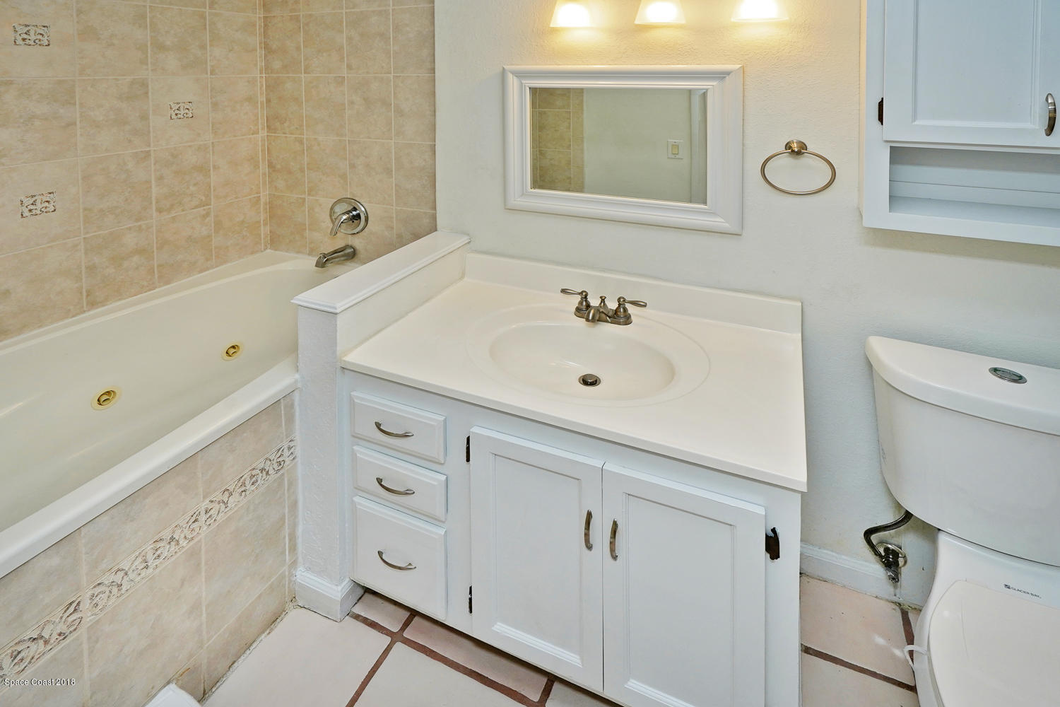 2168 Laden Road Melbourne, FL 32935 - Photo 16 of 27 Master Bath