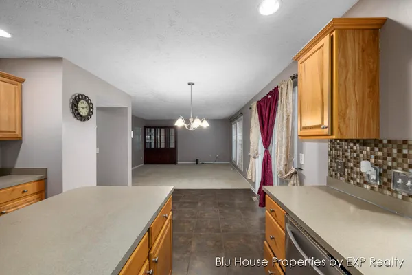 $2,700 | 3689 Maple Hurst Drive Southeast, Grand Rapids, MI 49512