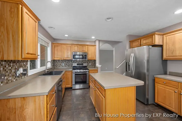 $2,700 | 3689 Maple Hurst Drive Southeast, Grand Rapids, MI 49512