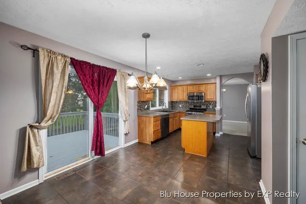 $2,700 | 3689 Maple Hurst Drive Southeast, Grand Rapids, MI 49512