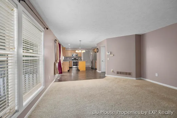 $2,700 | 3689 Maple Hurst Drive Southeast, Grand Rapids, MI 49512