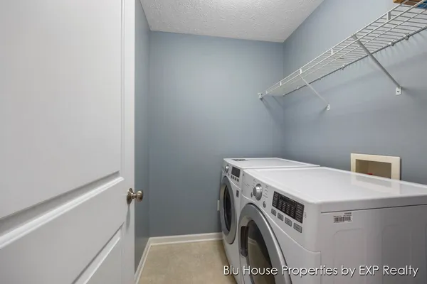 $2,700 | 3689 Maple Hurst Drive Southeast, Grand Rapids, MI 49512