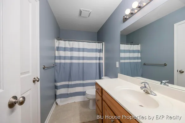 $2,700 | 3689 Maple Hurst Drive Southeast, Grand Rapids, MI 49512