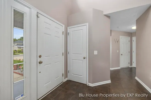 $2,700 | 3689 Maple Hurst Drive Southeast, Grand Rapids, MI 49512