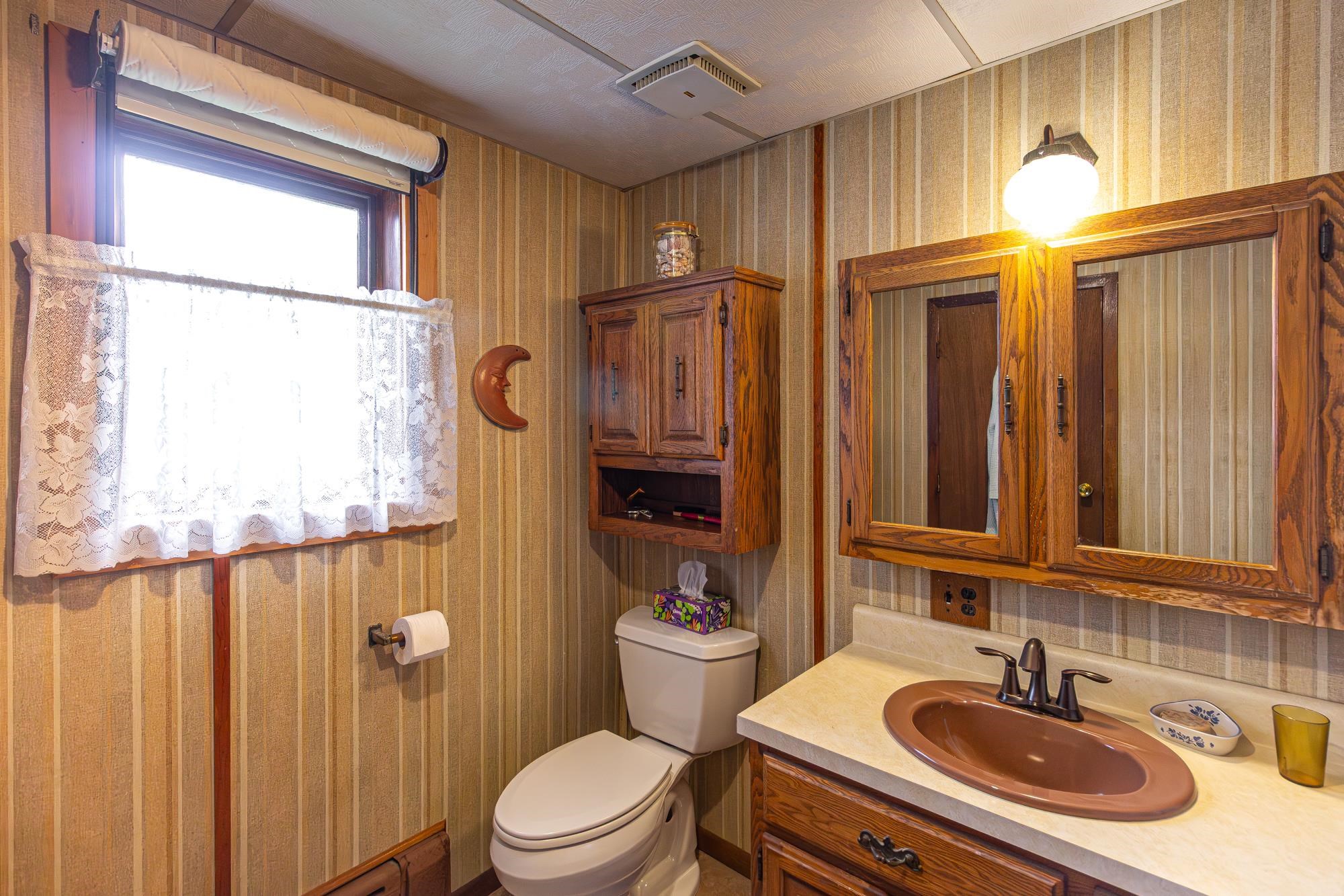 85 West Chandler Street Ely, MN 55731 - Photo 15 of 55