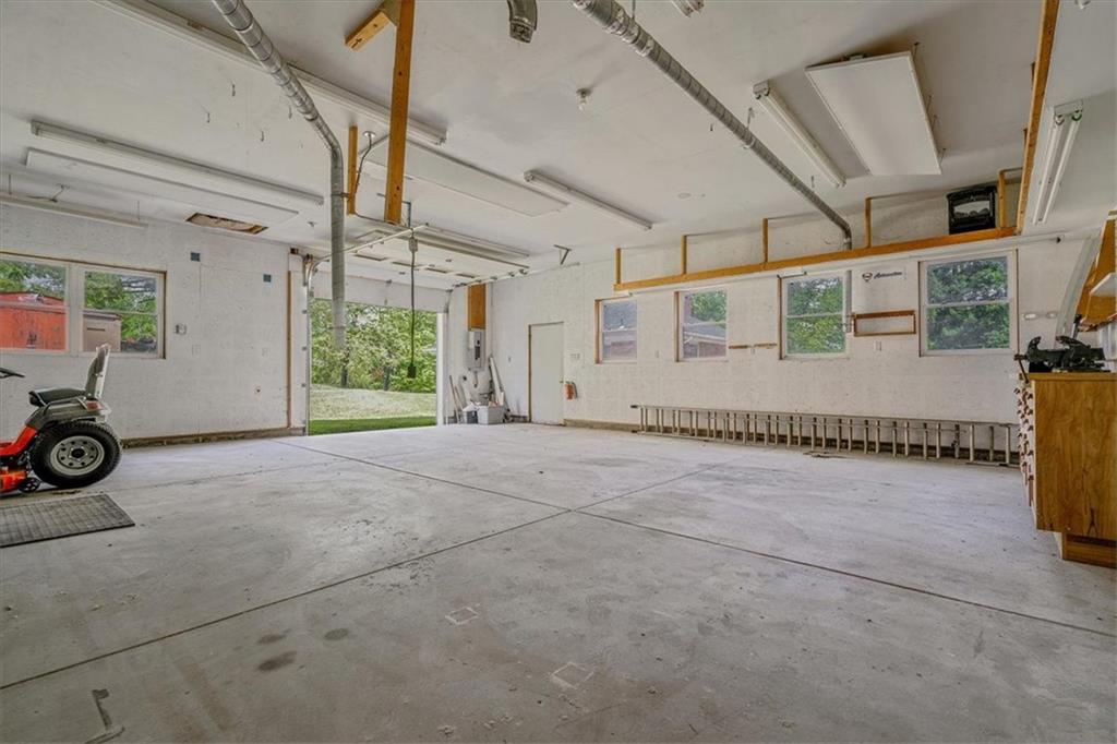 104 Linden Road Canonsburg, PA 15317 - Photo 3 of 48 a view of a garage