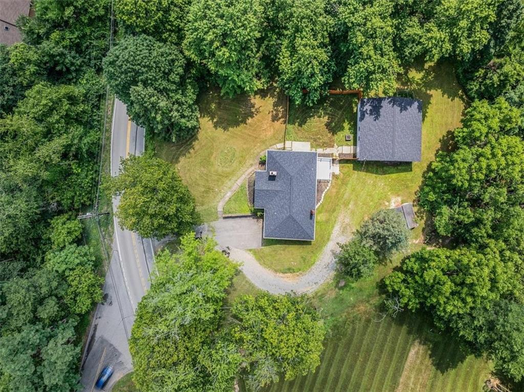 104 Linden Road Canonsburg, PA 15317 - Photo 43 of 48 an aerial view of a house with a yard