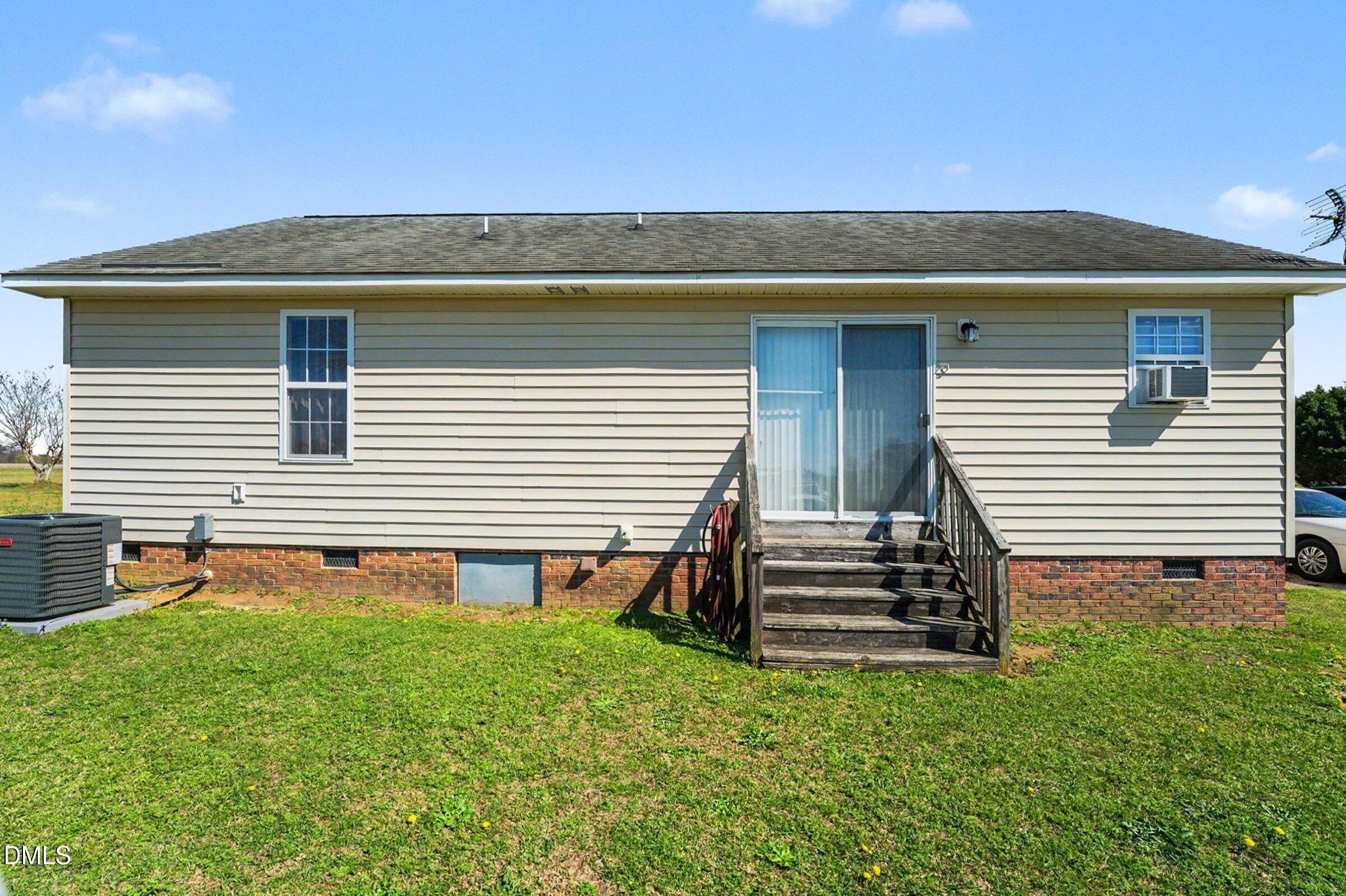 15401 Dunn Road Godwin, NC 28344 - Photo 24 of 31 024_file_7469