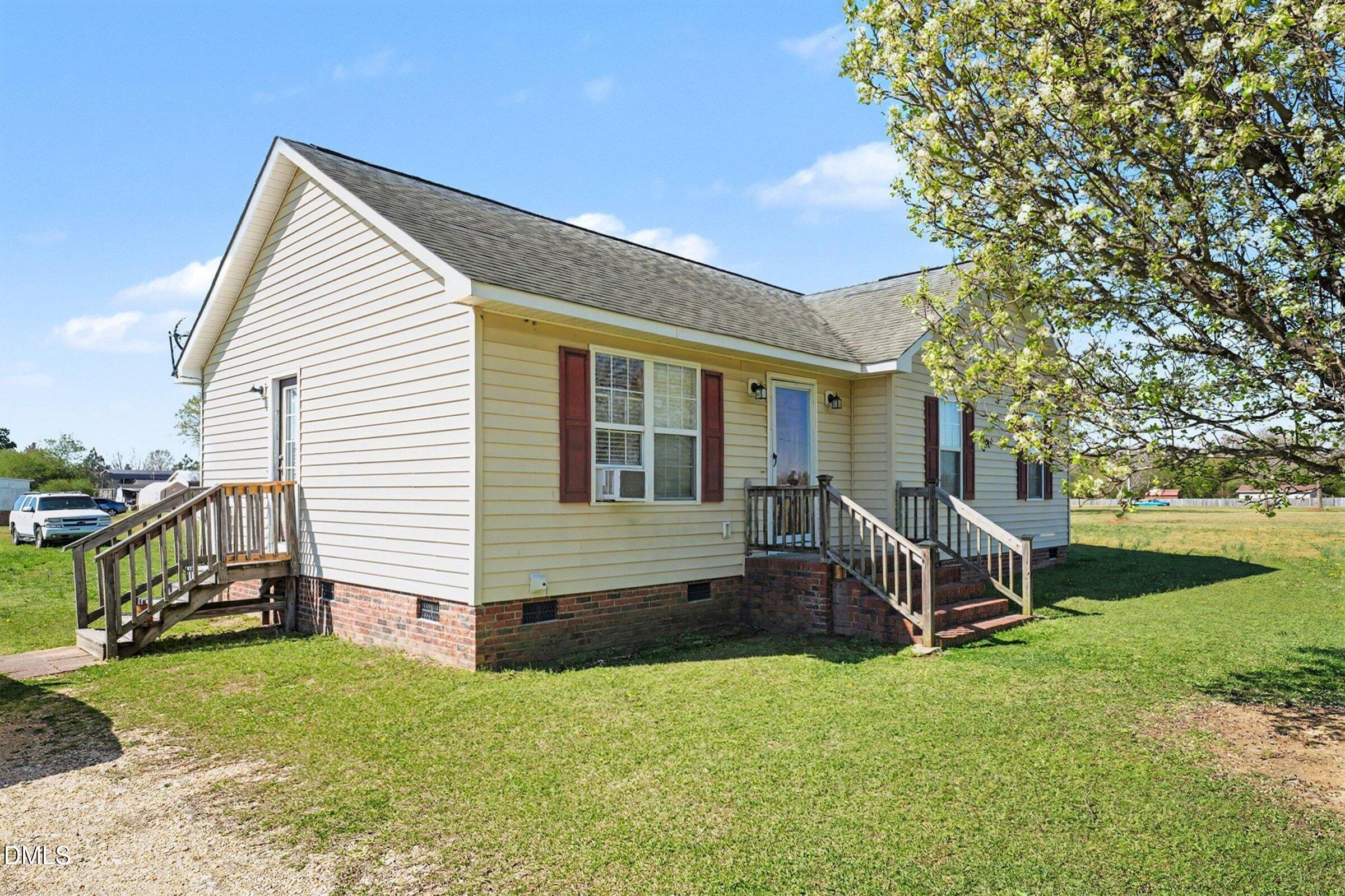 15401 Dunn Road Godwin, NC 28344 - Photo 25 of 31 025_file_7130