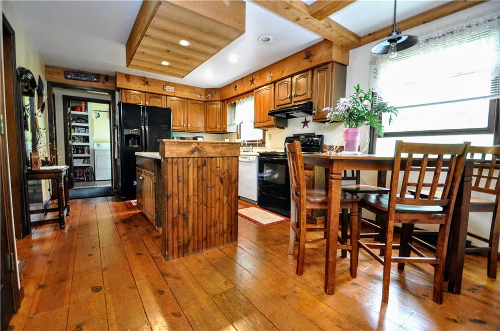 372 Leeper Road Rostraver Township, PA 15012 - Photo 8 of 25