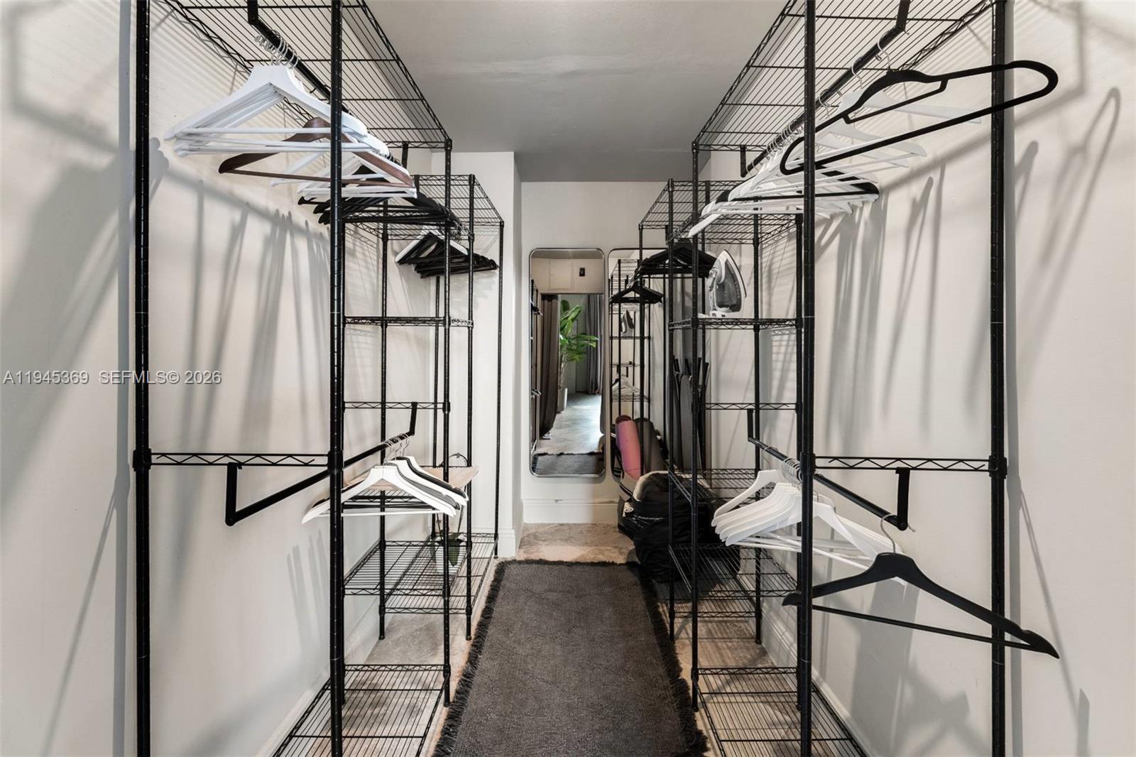 3250 Grand Avenue, Unit 306 Miami, FL 33133 - Photo 25 of 32 a view of entryway