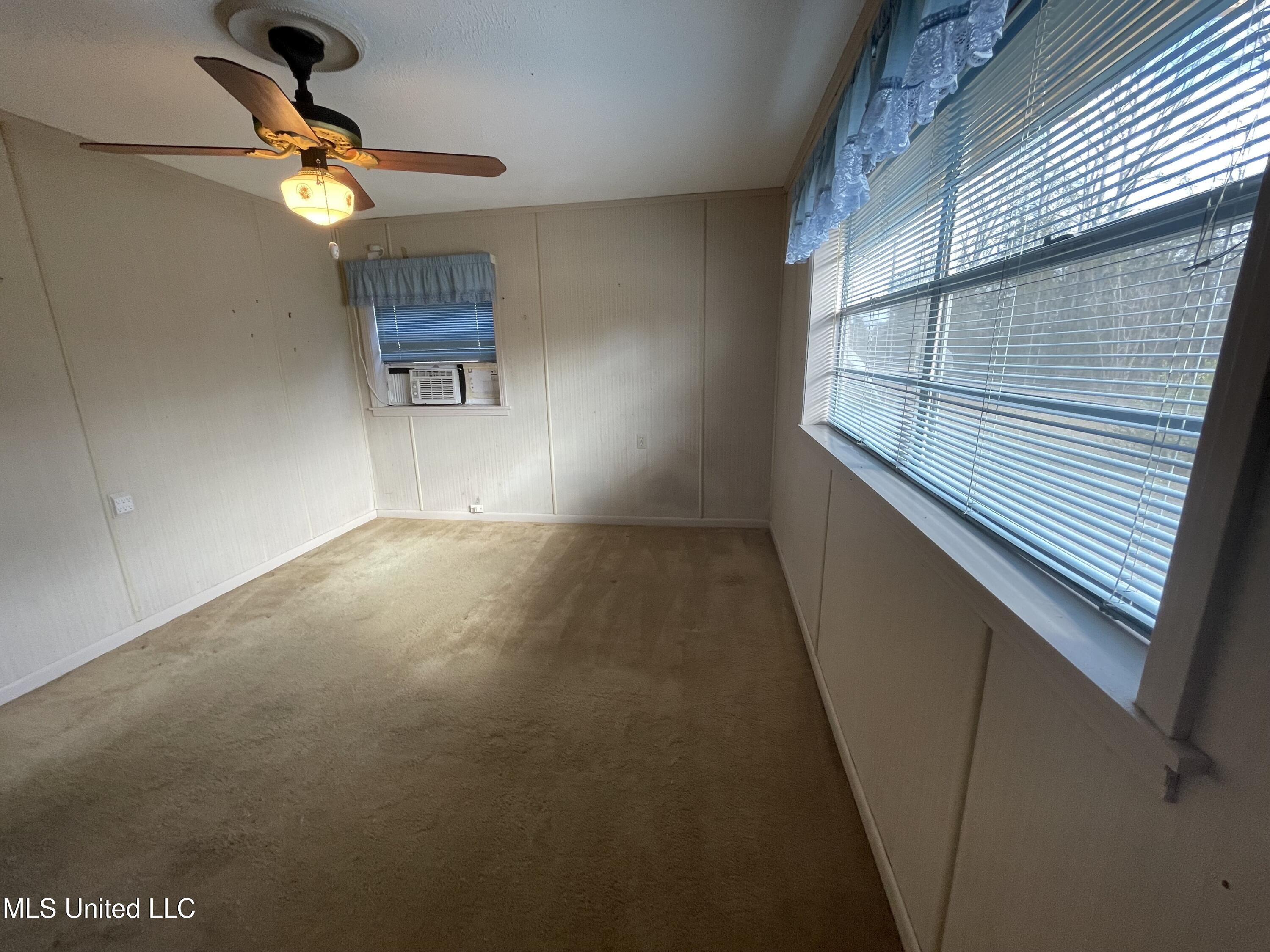 1047 Pearl Valley Road Wesson, MS 39191 - Photo 11 of 12 1047 pearl valley pic 9