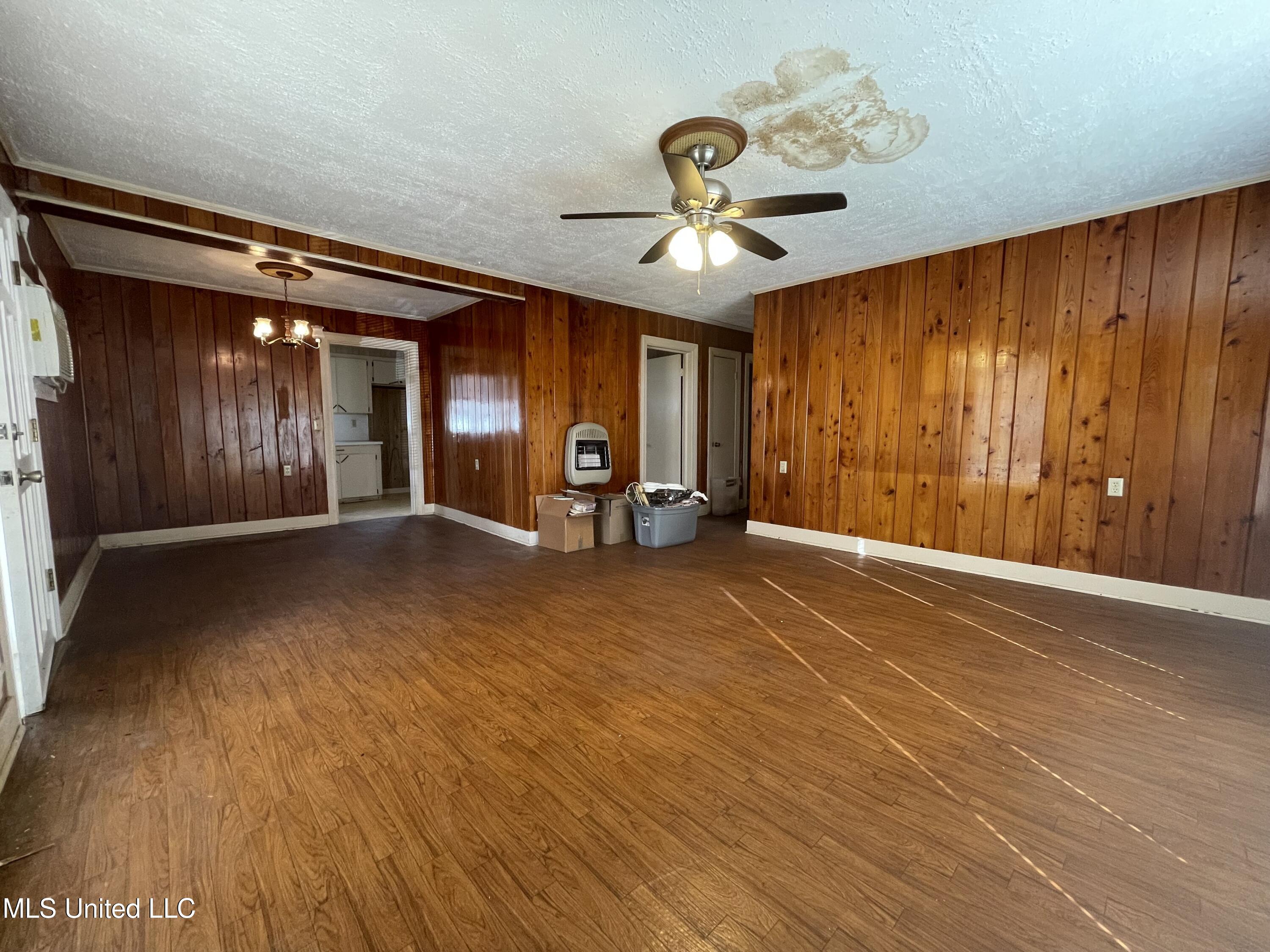 1047 Pearl Valley Road Wesson, MS 39191 - Photo 3 of 12 1047 pearl valley pic 3