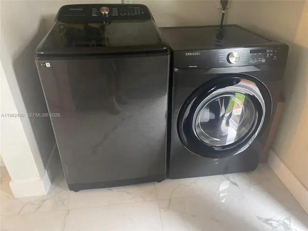 $2,700 | 881 Northeast 156th Terrace, North Miami Beach, FL 33162