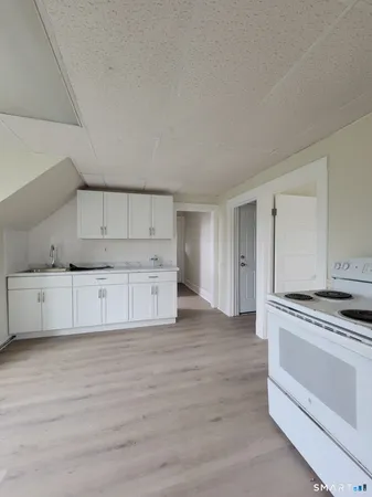 $1,700 | 157 South Park Street, Unit 3, Windham, CT 06226