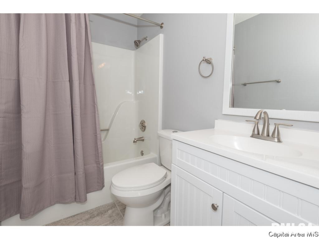 14 Holliday Springfield, IL 62702 - Photo 17 of 21