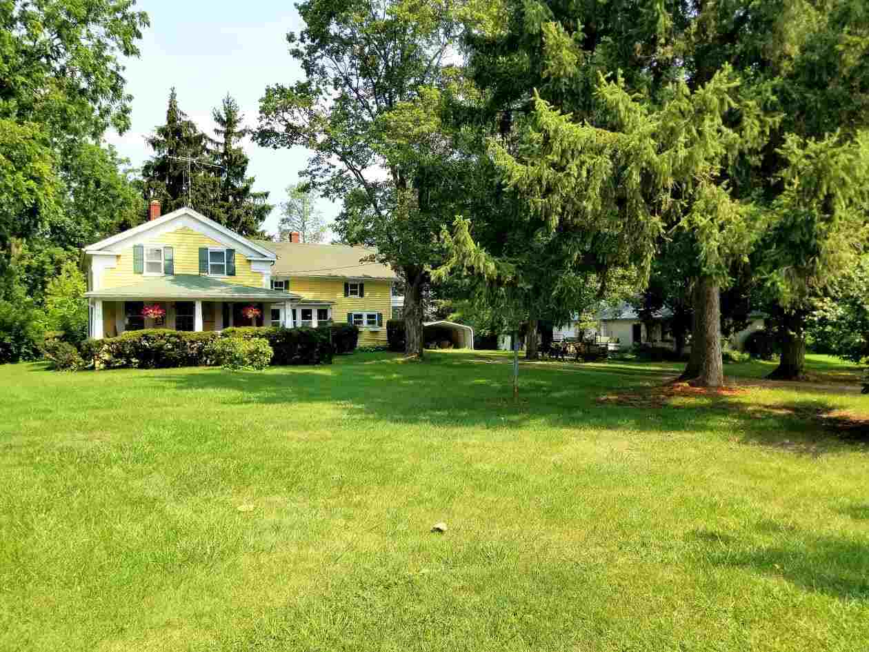 311 East River Road Flushing, MI 48433 - Photo 3 of 76 50058604-2.JPG