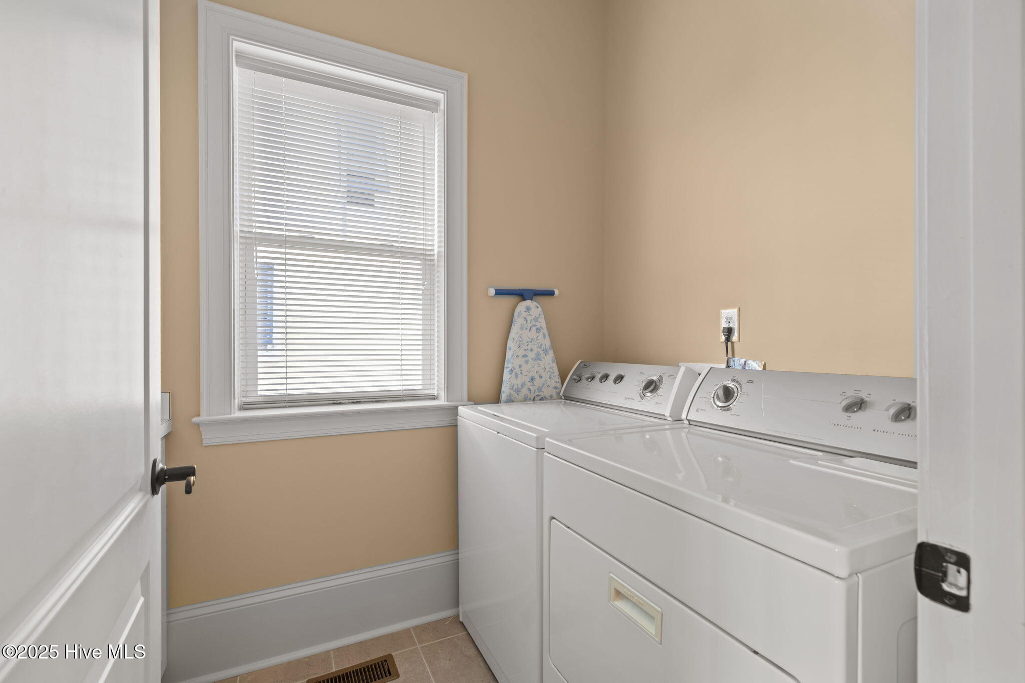 1101 West Fort Macon Road Atlantic Beach, NC 28512 - Photo 58 of 60 laundry room