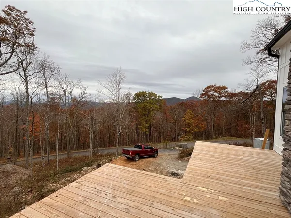 $1,295,000 | 2120 Elk Creek Mountain Parkway, Todd, NC 28684