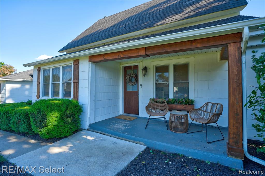 10469 West Pierson Road Flushing, MI 48433 - Photo 8 of 52