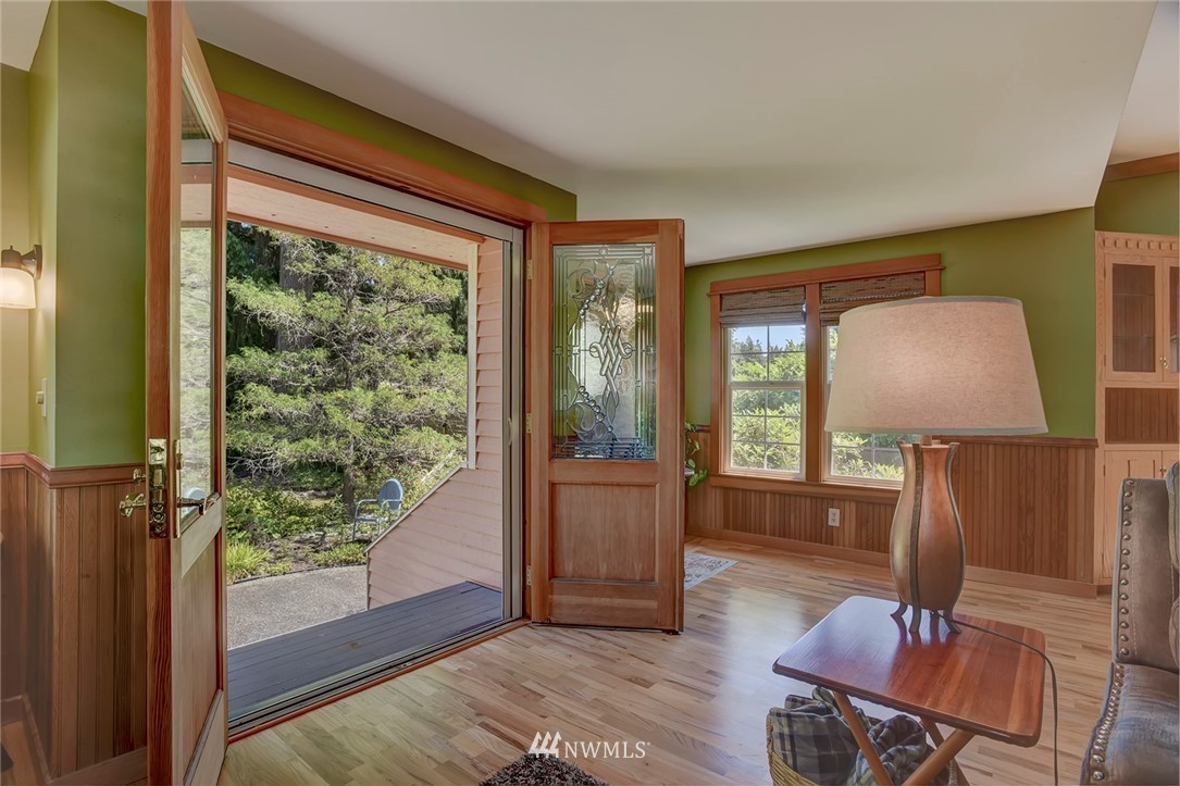 651 Walker Road Northwest Poulsbo, WA 98370 - Photo 3 of 29 Gallery Image 3