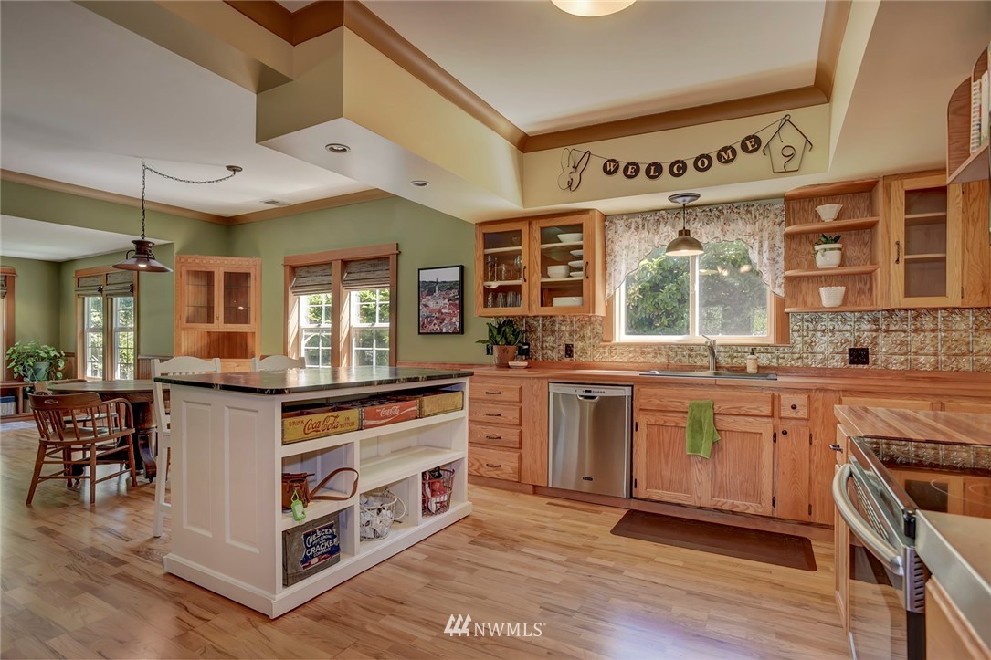 651 Walker Road Northwest Poulsbo, WA 98370 - Photo 7 of 29 Gallery Image 7