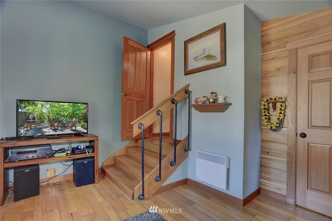 651 Walker Road Northwest Poulsbo, WA 98370 - Photo 9 of 29 Gallery Image 9