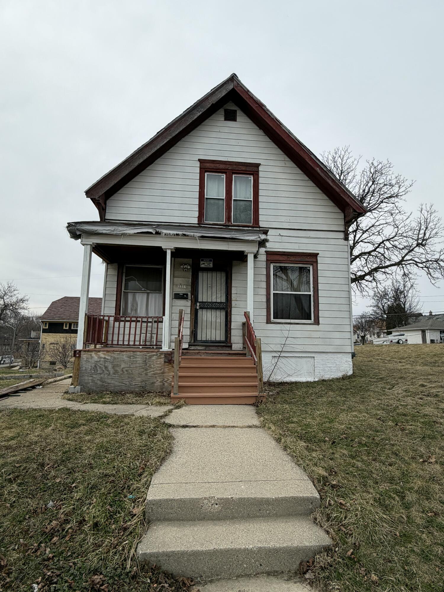 3311 North 8th Street Milwaukee, WI 53206 - Photo 1 of 1 Front