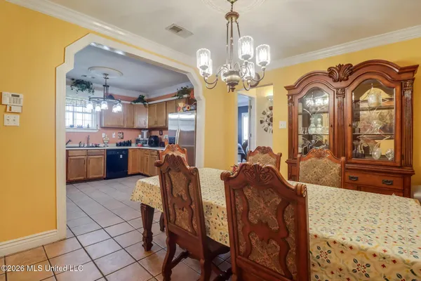 $299,000 | 1602 East Railroad Street, Gulfport, MS 39501