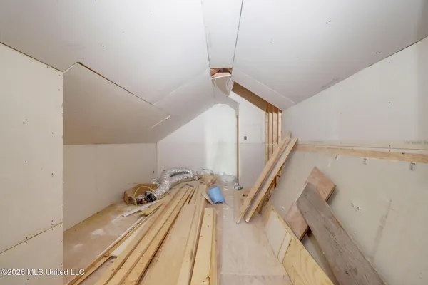 $299,000 | 1602 East Railroad Street, Gulfport, MS 39501