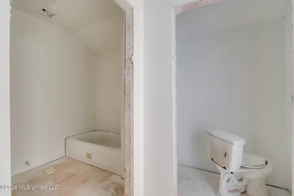 $299,000 | 1602 East Railroad Street, Gulfport, MS 39501