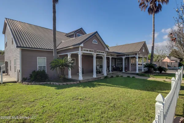 $299,000 | 1602 East Railroad Street, Gulfport, MS 39501