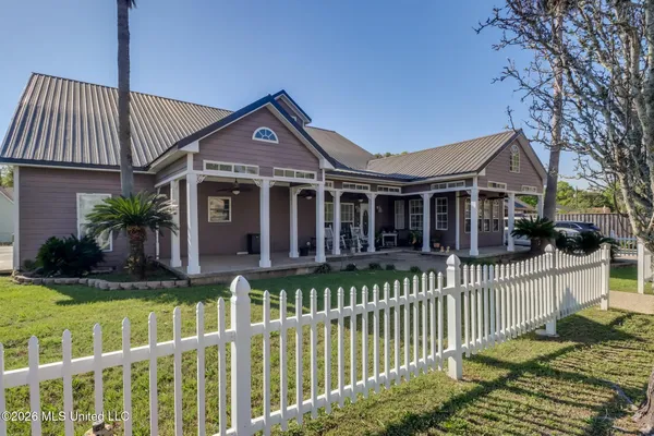 $299,000 | 1602 East Railroad Street, Gulfport, MS 39501