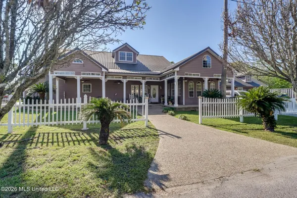 $299,000 | 1602 East Railroad Street, Gulfport, MS 39501