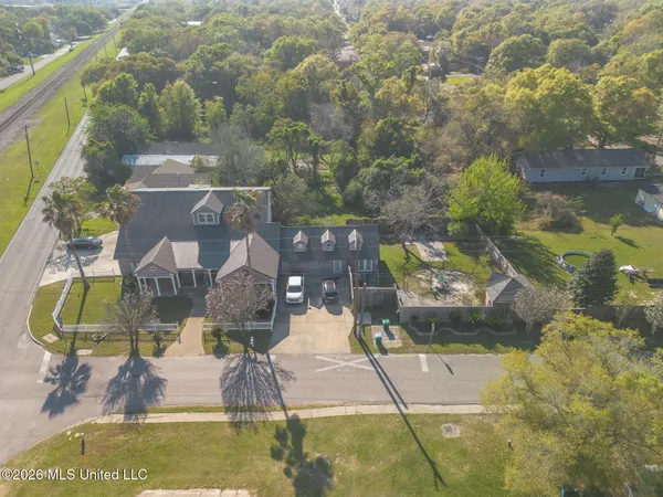 $299,000 | 1602 East Railroad Street, Gulfport, MS 39501