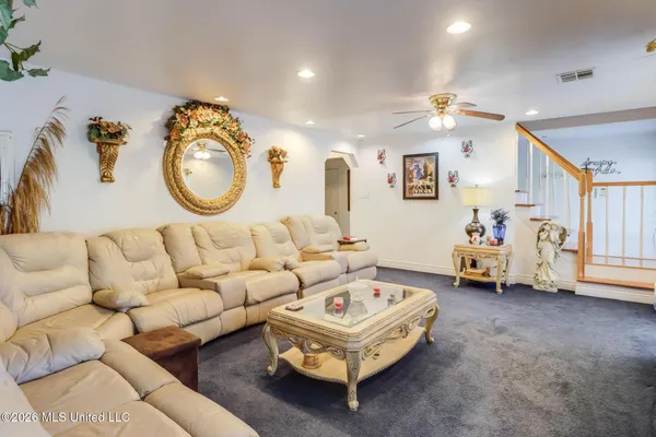 $299,000 | 1602 East Railroad Street, Gulfport, MS 39501