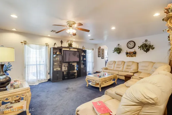 $299,000 | 1602 East Railroad Street, Gulfport, MS 39501