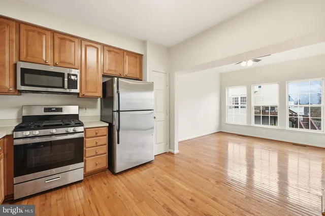 $570,000 | 15115 Gaffney Circle, Gainesville, VA 20155