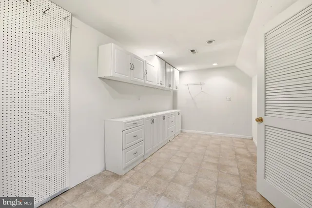 $570,000 | 15115 Gaffney Circle, Gainesville, VA 20155