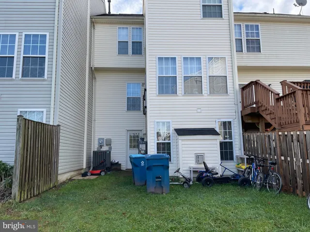 $570,000 | 15115 Gaffney Circle, Gainesville, VA 20155