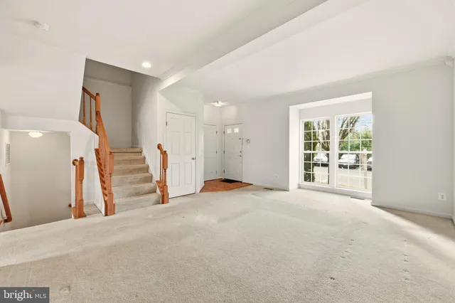 $570,000 | 15115 Gaffney Circle, Gainesville, VA 20155