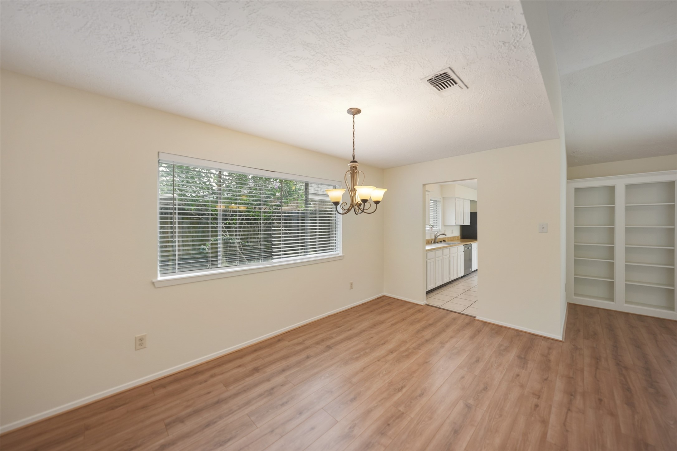 21503 Bridgepoint Lane Spring, TX 77388 - Photo 18 of 36
