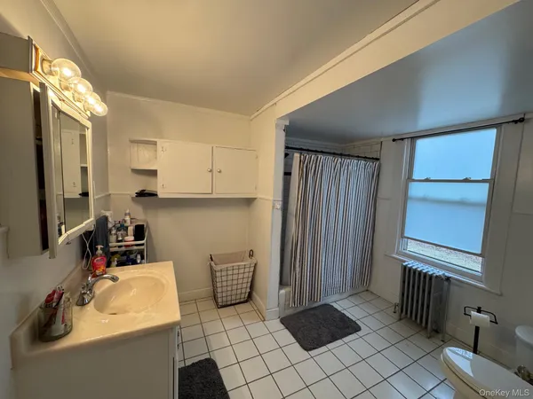 $2,200 | 78 Duncan Avenue, Unit 2, Cornwall-on-Hudson, NY 12520