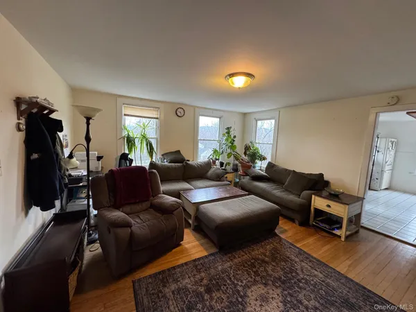 $2,200 | 78 Duncan Avenue, Unit 2, Cornwall-on-Hudson, NY 12520