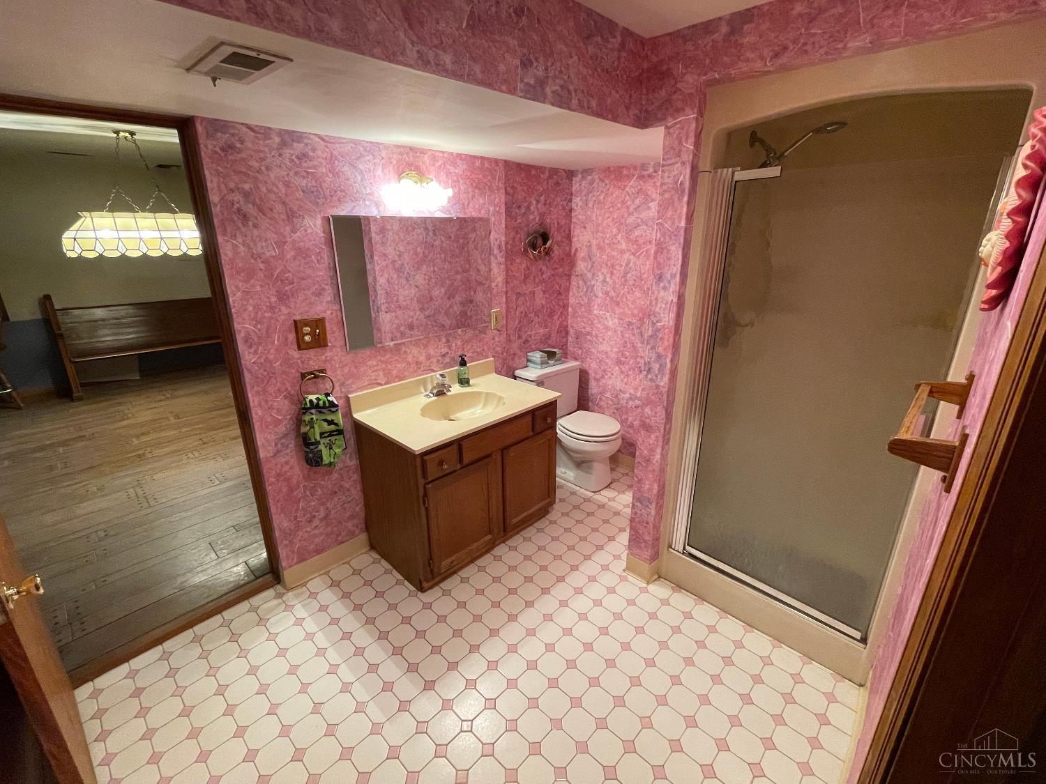 5547 Hubble Road Cincinnati, OH 45247 - Photo 42 of 49 Gallery Image 42