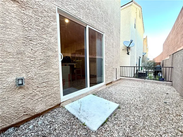 $2,295 | 3444 North Bearpin Gap Lane, Las Vegas, NV 89129