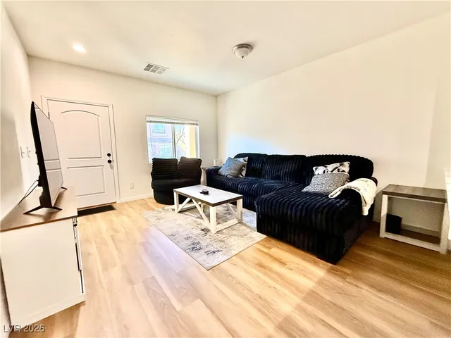 $2,295 | 3444 North Bearpin Gap Lane, Las Vegas, NV 89129